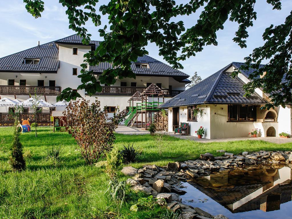 La Conac In Bucovina Gura Humorului Exterior photo