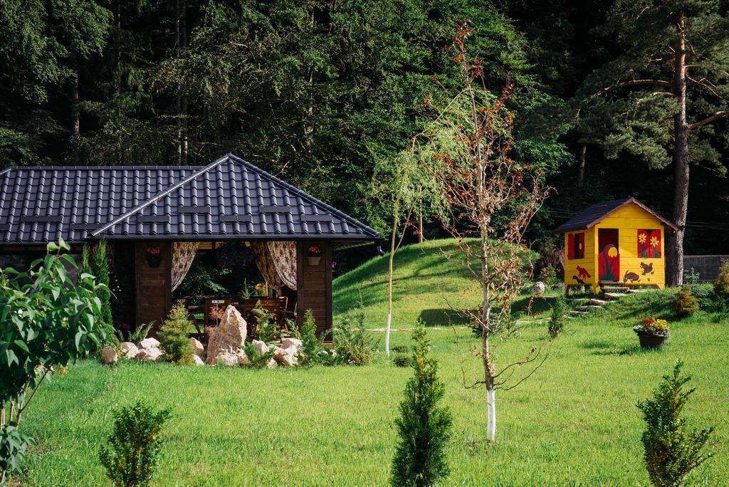 La Conac In Bucovina Gura Humorului Exterior photo